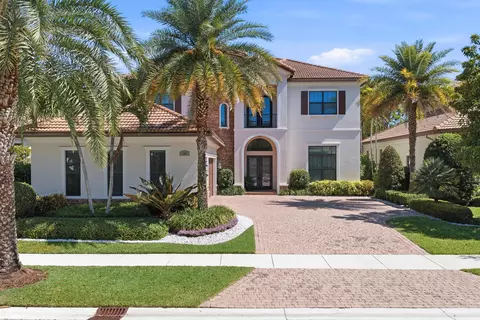 165 Gardenia Isle Dr, Palm Beach Gardens, FL 33418