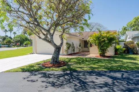 1 Afton Pl, Boynton Beach, FL 33426