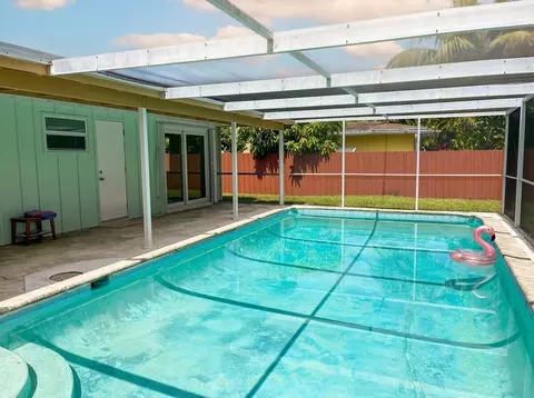 1166 SW 4th St, Boca Raton, FL 33486