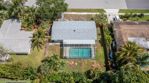 1166 SW 4th St, Boca Raton, FL 33486
