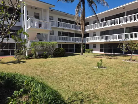 600 Pine Dr #103, Pompano Beach, FL 33060
