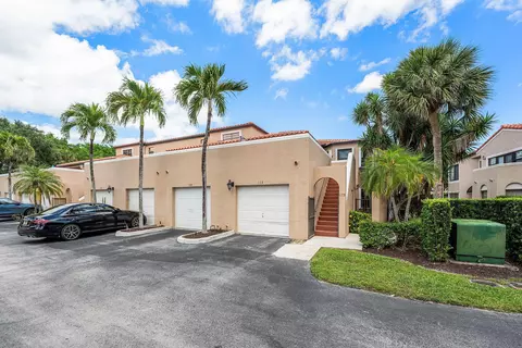 6614 Villa Sonrisa Dr #123, Boca Raton, FL 33433