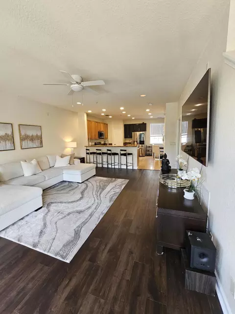 Living - 405 Schoolhouse Rd, Jupiter, FL 33458 photo 2 of 2