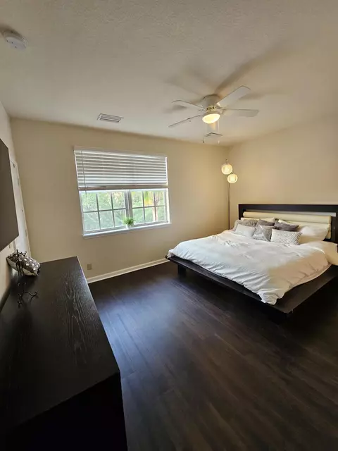 Bedroom - 405 Schoolhouse Rd, Jupiter, FL 33458 photo 1 of 3