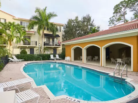 Exterior - 405 Schoolhouse Rd, Jupiter, FL 33458 photo 2 of 2
