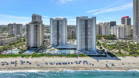 1890 S Ocean Dr #2103, Hallandale Beach, FL 33009