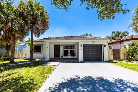 9058 NW 192nd Ter, Miami Lakes, FL 33018