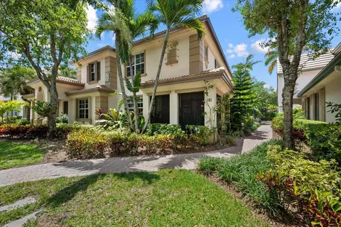 181 Evergrene Pkwy #14-B, Palm Beach Gardens, FL 33410