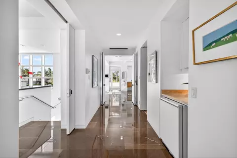 Entry Way - 7034 SE Harbor Cir, Stuart, FL 34996 photo 7 of 9