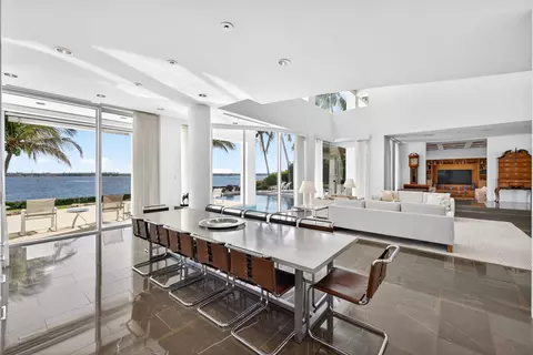 Dining - 7034 SE Harbor Cir, Stuart, FL 34996 photo 1 of 2