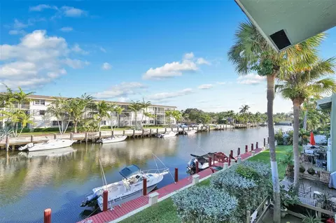 2113 NE 44th St #7, Lighthouse Point, FL 33064