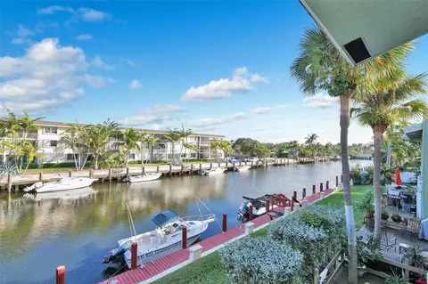 2113 NE 44th St #7, Lighthouse Point, FL 33064