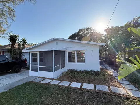 Exterior - 912 SE Tarpon Ave, Stuart, FL 34994 photo 7 of 7