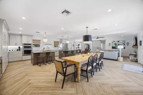 Dining - 17655 Alexander Run, Jupiter, FL 33478 photo 2 of 3