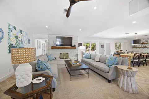 Living - 17655 Alexander Run, Jupiter, FL 33478 photo 3 of 5