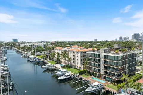 124 Hendricks Isle #PH401, Fort Lauderdale, FL 33301