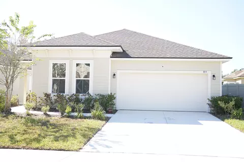 855 Sycamore Way, Orange Park, FL 32073