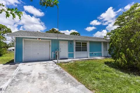 915 SW John Maccormack Ter, Port Saint Lucie, FL 34953