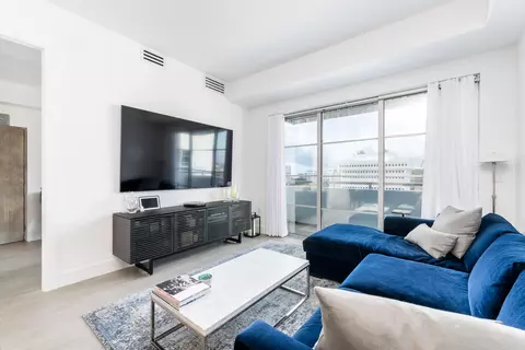 155 E Boca Raton Rd #818, Boca Raton, FL 33432
