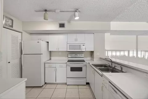 Kitchen - 3844 Lyons Rd #101-4, Coconut Creek, FL 33073 photo 2 of 3