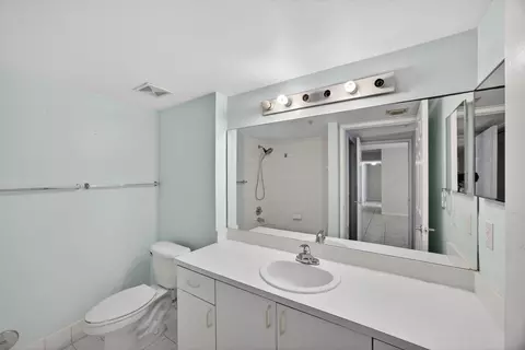Bath - 3844 Lyons Rd #101-4, Coconut Creek, FL 33073 photo 1 of 3