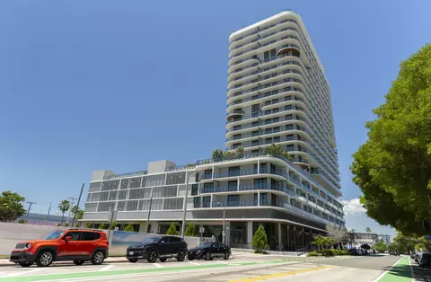 580 72nd St #1102, Miami Beach, FL 33141