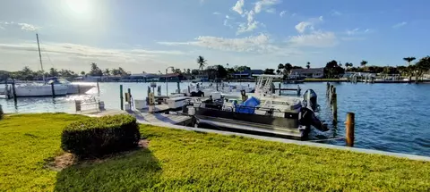 1351 Bayshore Dr #108, Fort Pierce, FL 34949