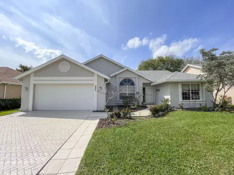 252 Moccasin Trl W, Jupiter, FL 33458