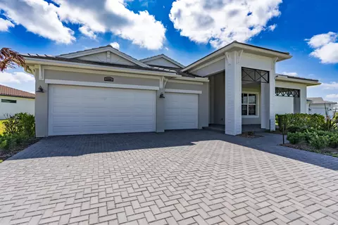 8580 SW Cantante Way, Port Saint Lucie, FL 34987