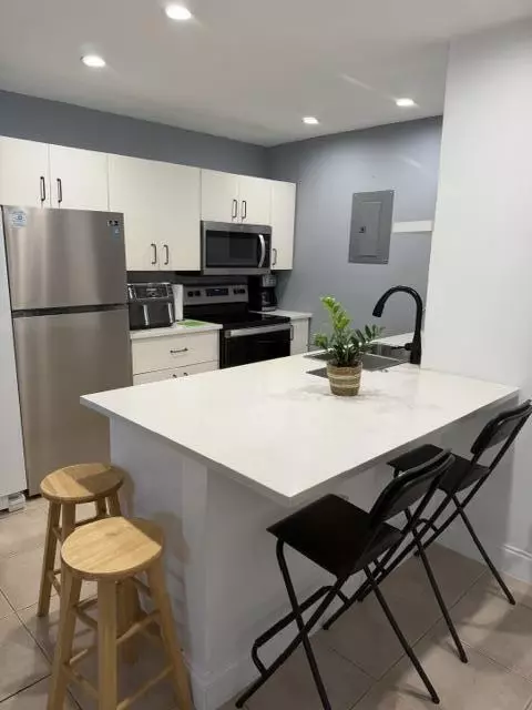 4357 NW 6 Ave, Pompano Beach, FL 33064