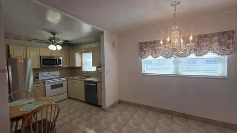 5300 Washington St #G221, Hollywood, FL 33021