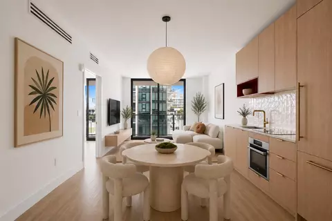 90 NE 32nd St #805, Miami, FL 33127