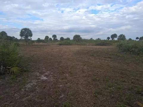 21583 NW 274th St, Okeechobee, FL 34972