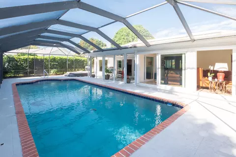 Exterior - 3372 SE Court Dr, Stuart, FL 34997 photo 7 of 10