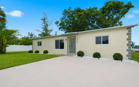 310 NW 4th Ave, Deerfield Beach, FL 33441