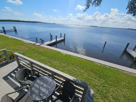 201 Spyglass Ln, Vero Beach, FL 32963