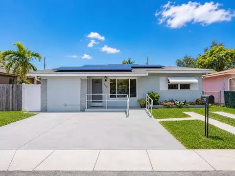 262 SW 8th St, Dania Beach, FL 33004