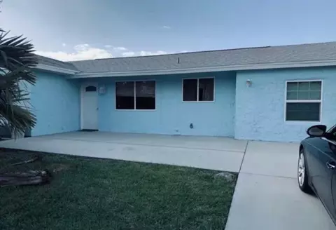 190 NW Abalone Rd NW, Palm Bay, FL 32907