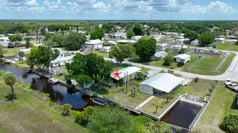 1102 Casey Ln, Okeechobee, FL 34974 photo 3