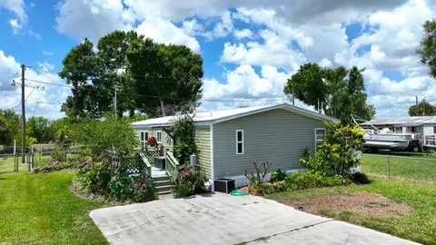 1102 Casey Ln, Okeechobee, FL 34974