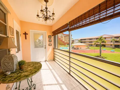 5300 Washington St #P240, Hollywood, FL 33021