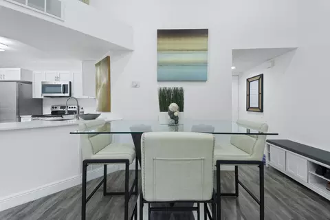 8851 Wiles Rd #304, Coral Springs, FL 33067