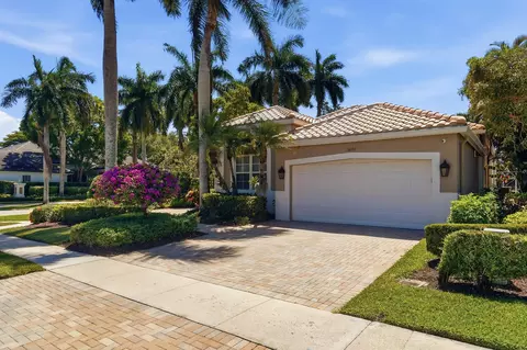16197 Villa Vizcaya Pl, Delray Beach, FL 33446