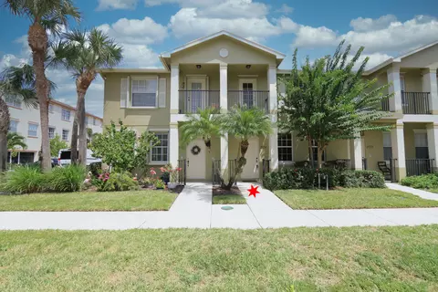 2151 SEatonville Dr, Port Saint Lucie, FL 34952