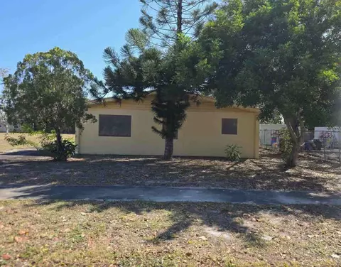 333 NW 8th Ave, Delray Beach, FL 33444