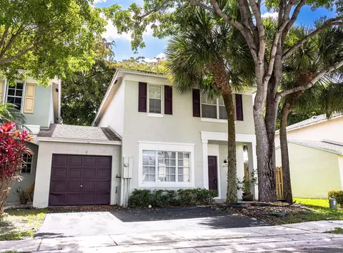 5920 S Golden Beauty Ln, Tamarac, FL 33321