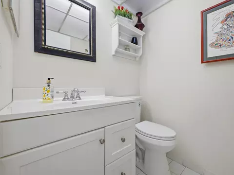 Bath - 202 Brittany F, Delray Beach, FL 33446 photo 1 of 2