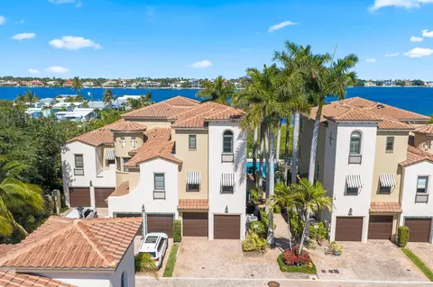 920 Via Villagio, Hypoluxo, FL 33462