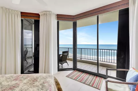 Bedroom - 800 Ocean Dr #404, Juno Beach, FL 33408 photo 2 of 4