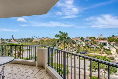 Exterior - 800 Ocean Dr #404, Juno Beach, FL 33408 photo 6 of 10